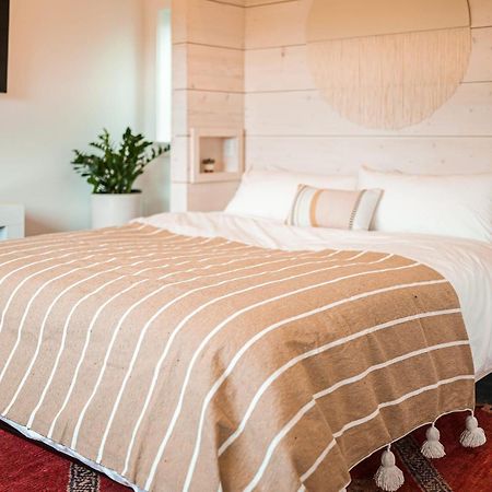 Funboard Room Includes King Bed And Mini Kitchenette Stinson Beach Kültér fotó